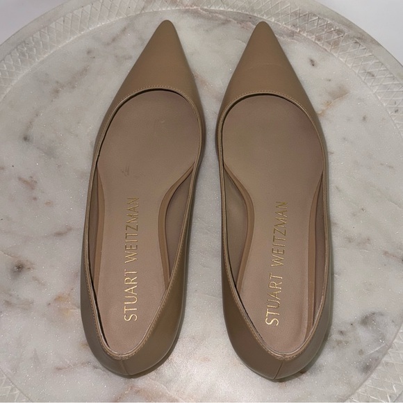 Stuart Weitzman Women's 1 Inch Block Heel Pump Beige Tan WMNS Size 9 - Picture 2 of 9